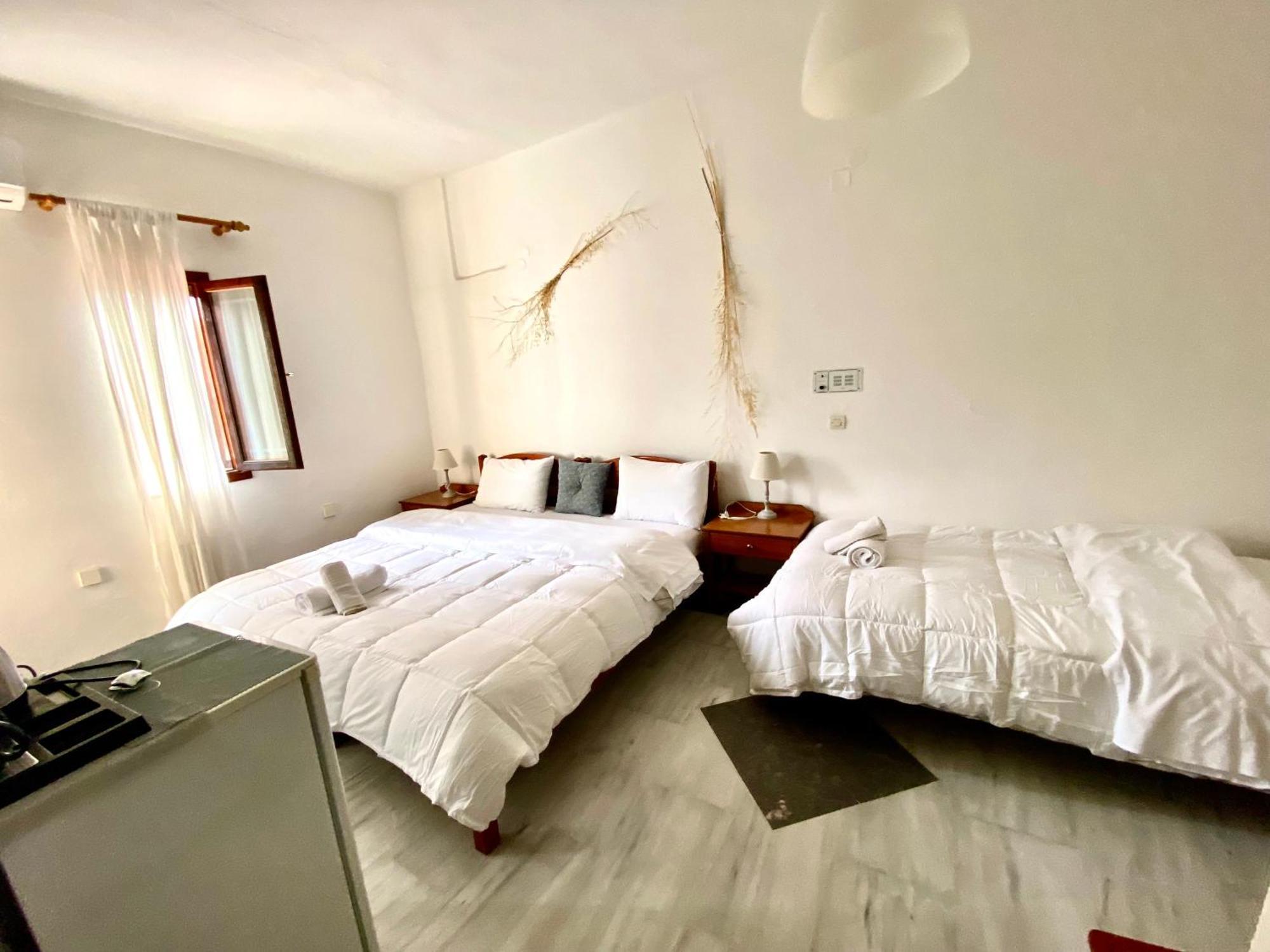 Costas Inn Spilion Екстер'єр фото