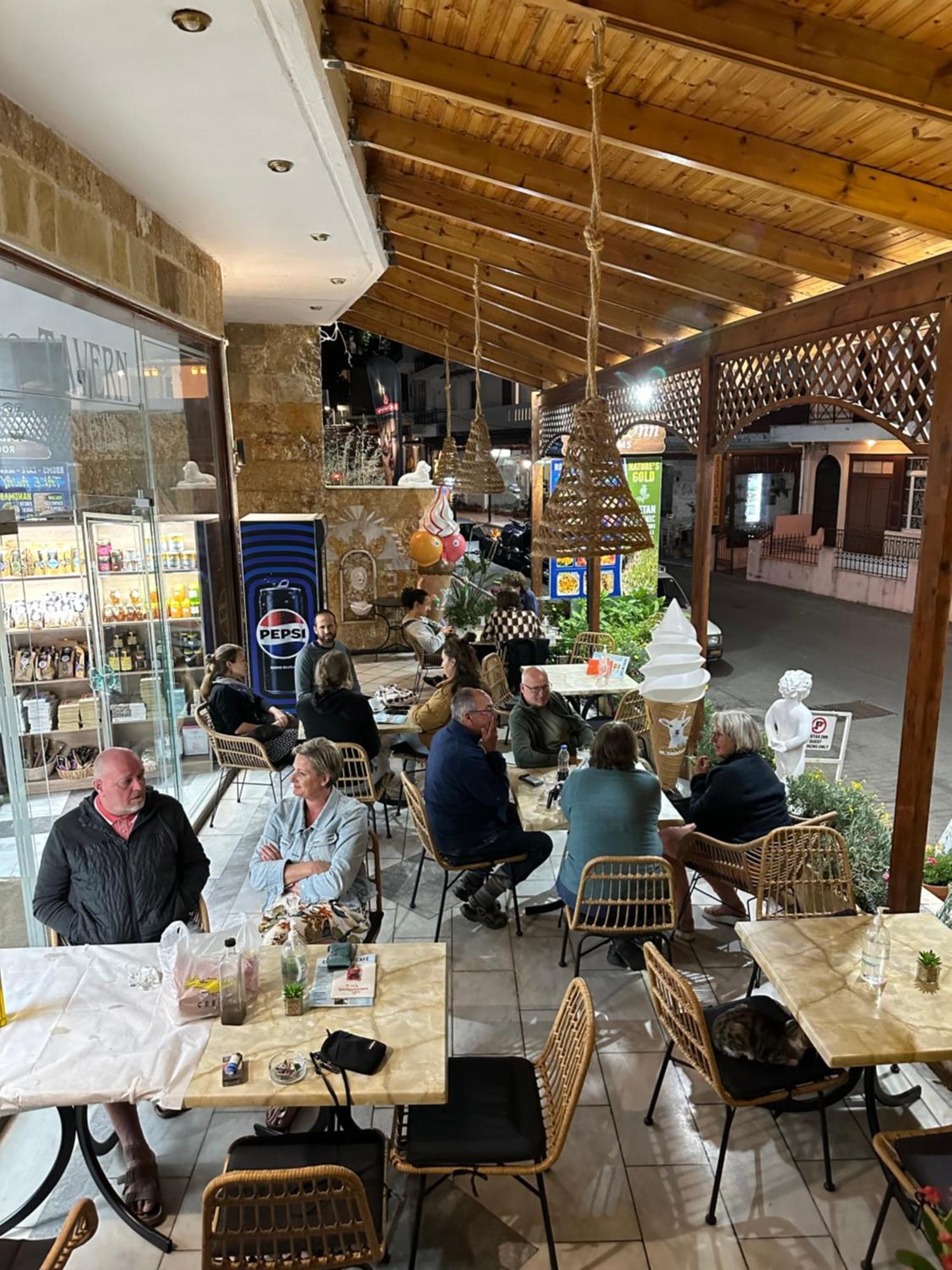Costas Inn Spilion Екстер'єр фото