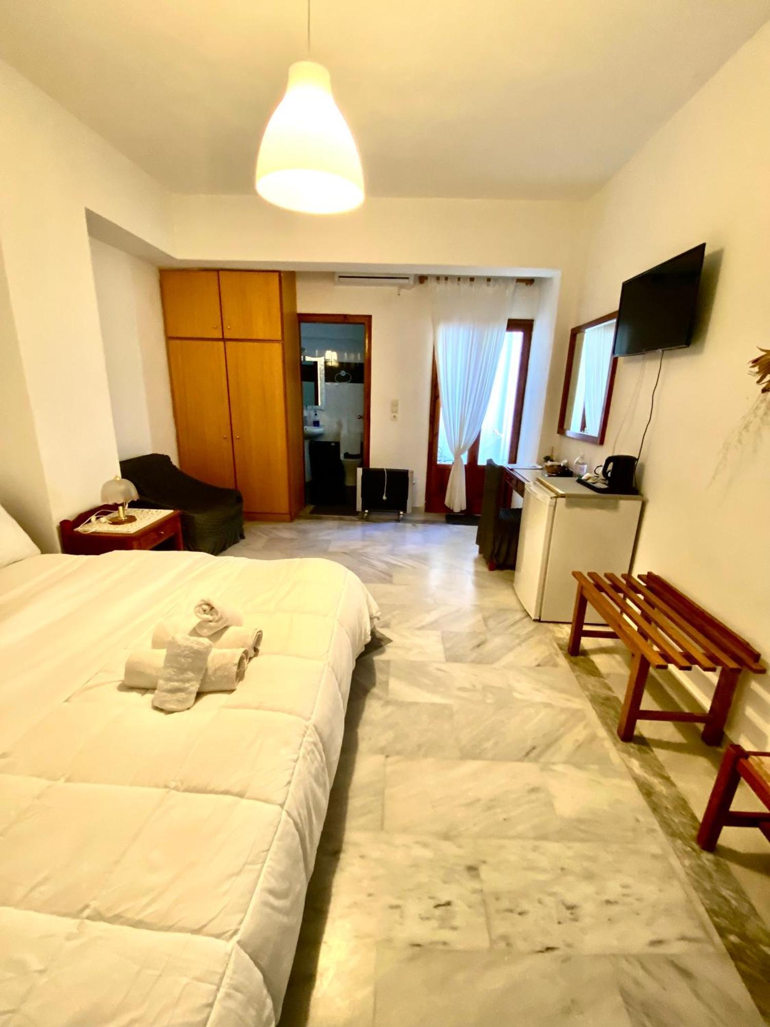Costas Inn Spilion Екстер'єр фото