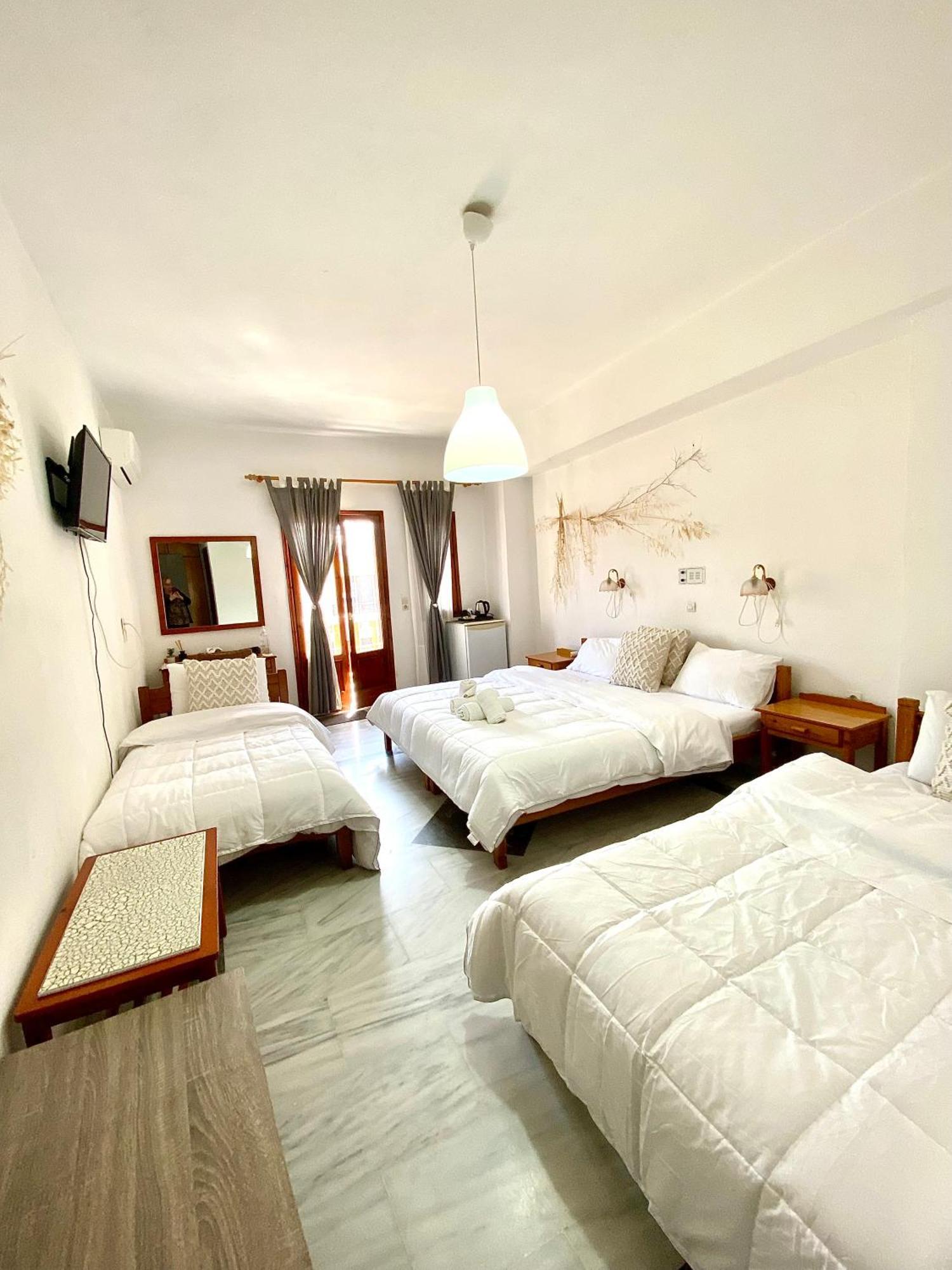Costas Inn Spilion Екстер'єр фото